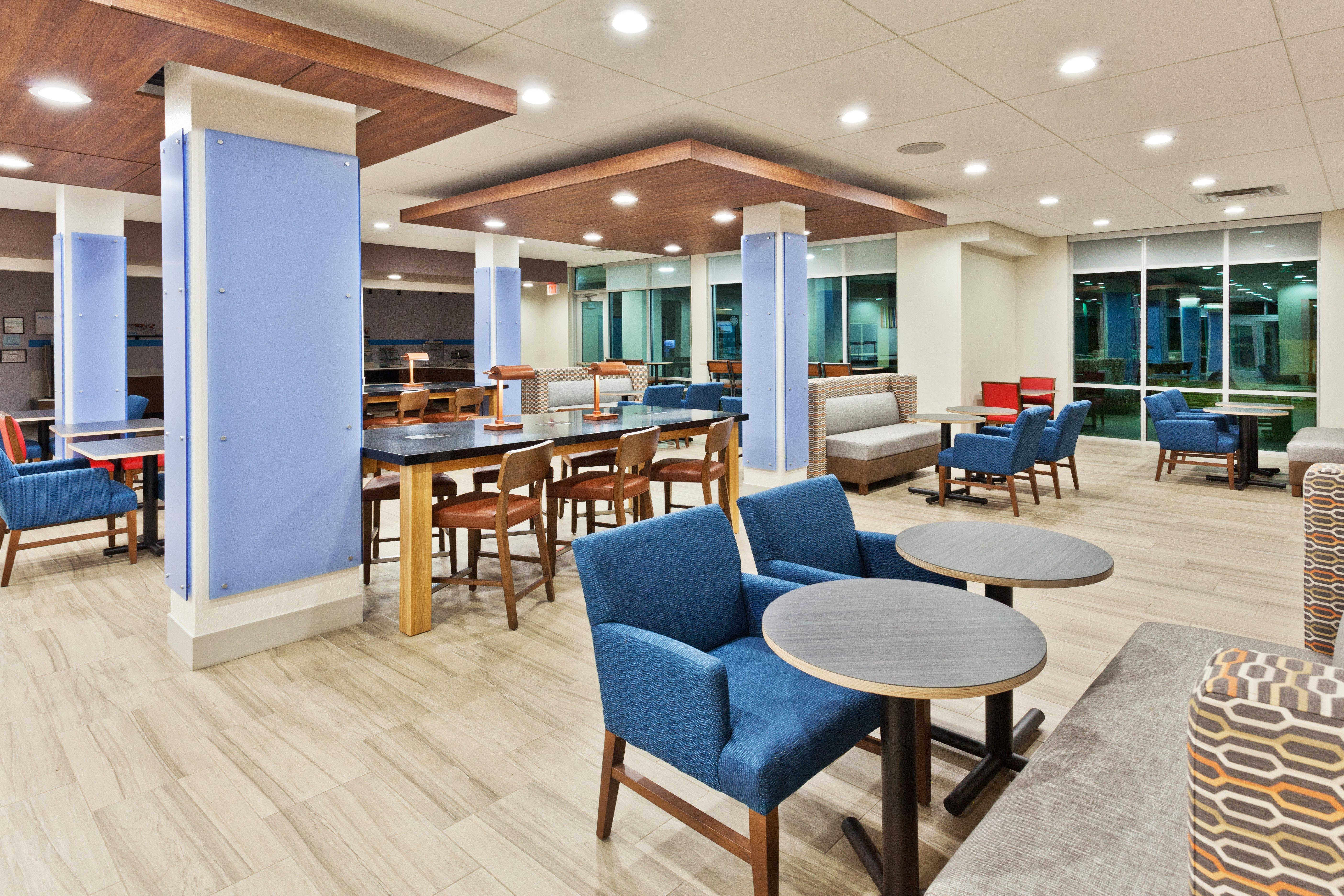Holiday Inn Express & Suites - Cartersville By Ihg Exterior foto